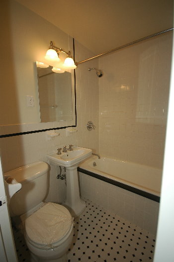 28-west-10th-street-4r-bath-web.jpg